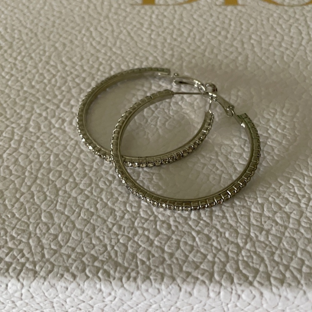 💕5 for $10💕 Sparkle Hoops